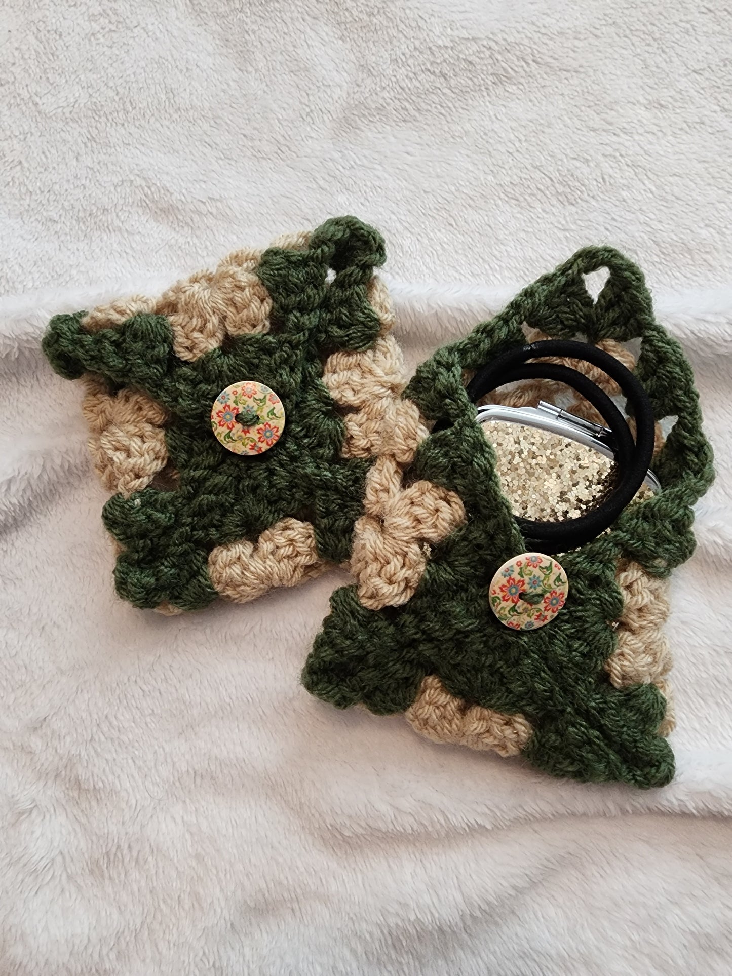 Crochet Wallet - Tan